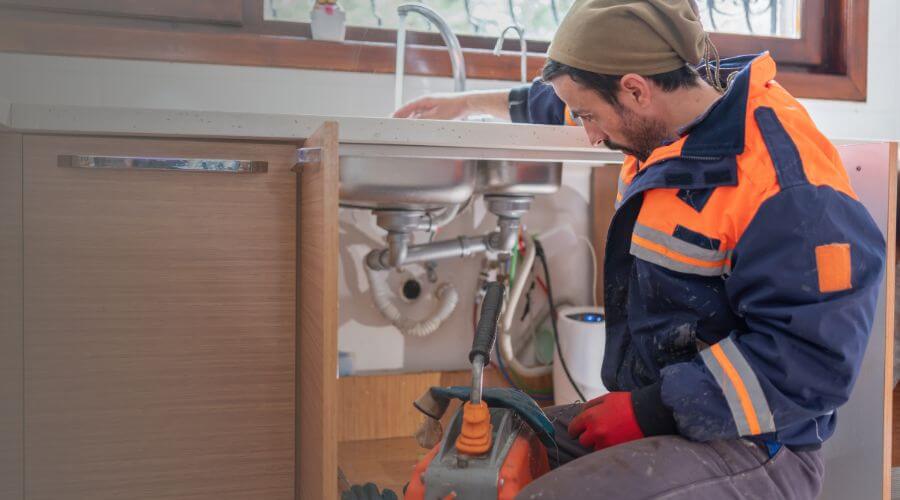 Local expert plumbing services in Suitland, MD